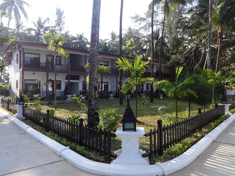 Hotel Ace Ngapali Beach Екстер'єр фото